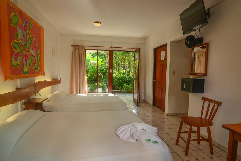 Hotel Pochote Grande Jaco Exterior photo